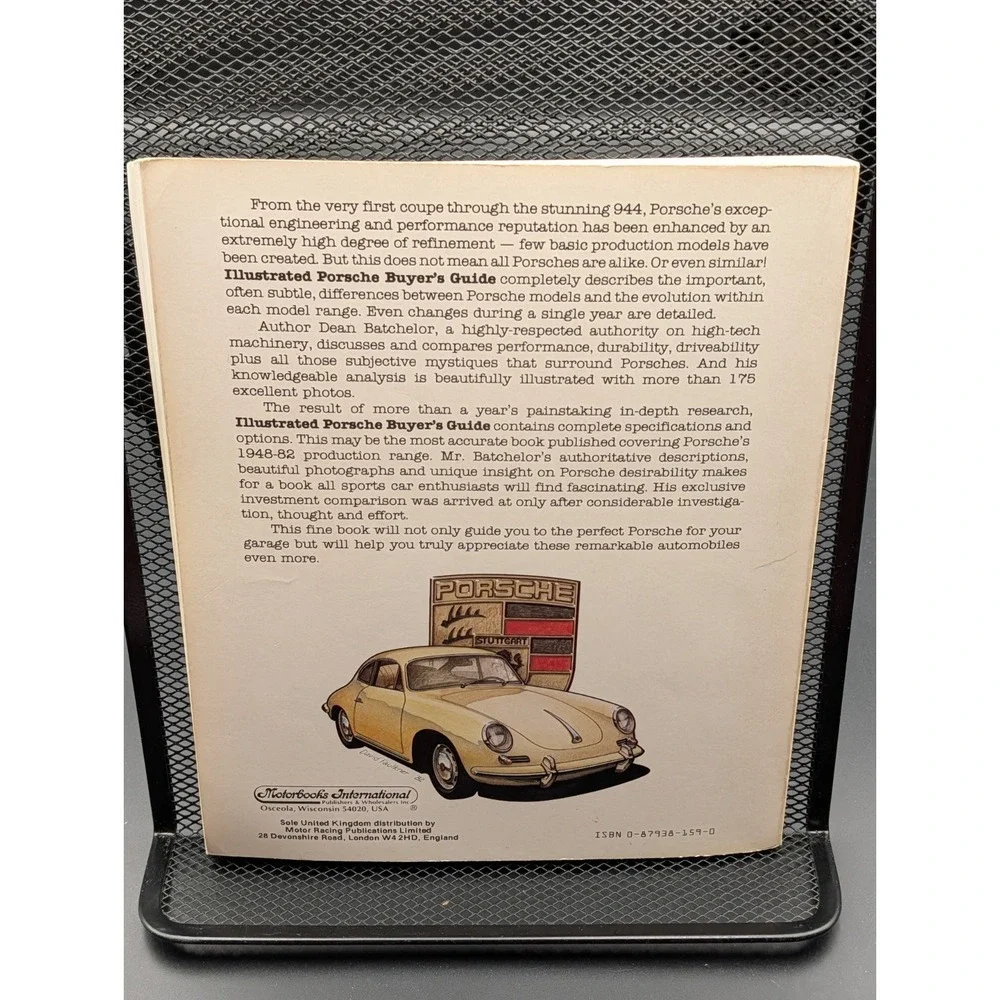 Dean‎ Batchelor ILLUSTRATED PORSCHE BUYER'S GUIDE First Edition 1982